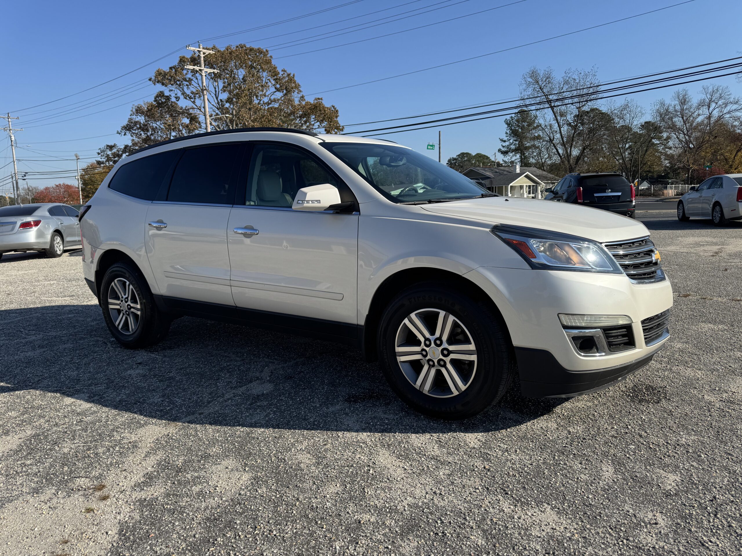
								2015 Chevrolet Traverse LT full									